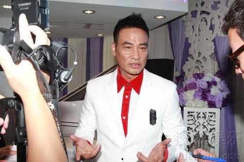 周星驰向太最新爆料照片,揭秘娱乐圈不为人知的一面  第2张